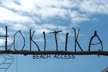 Wejście na plażę w Hokitika