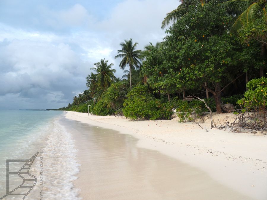 Plaża przy naszym hotelu, wyspa Gan, Atol Laamu
