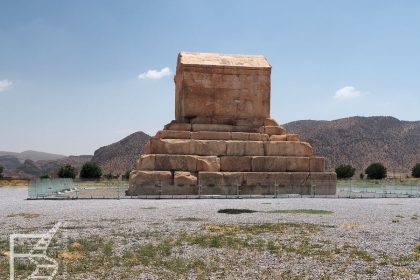 Pasargady, grobowiec Cyrusa