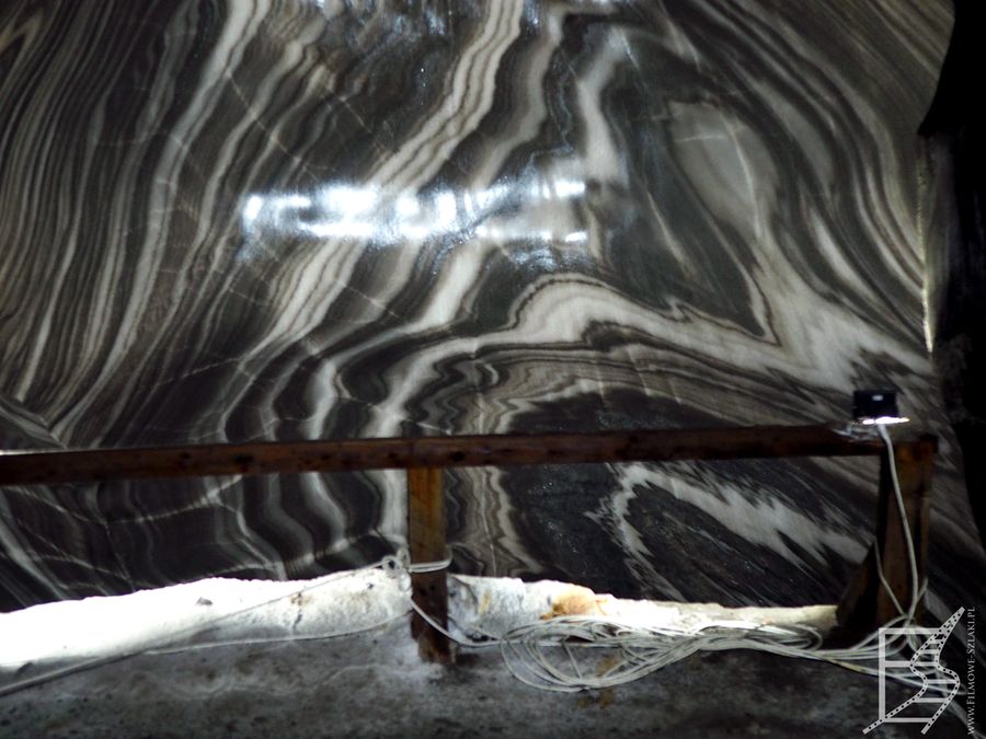 Wypolerowane ściany w Salina Turda