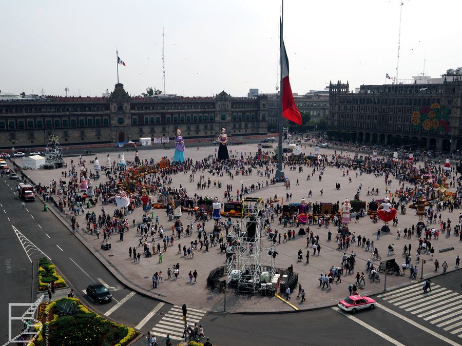 Plac Konstytucji, czyli Zócalo (Ciudad de Mexico)