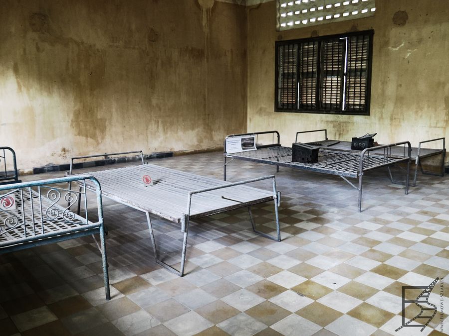 Muzeum Ludobójstwa Tuol Sleng, dawne wiezienie (wcześniej szkoła)