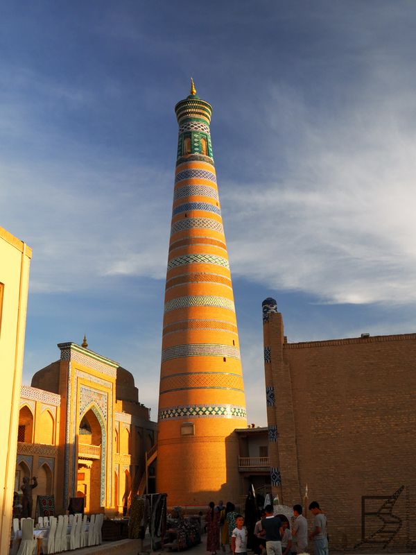 Przepiękny minaret Islam-Khoja, Chiwa