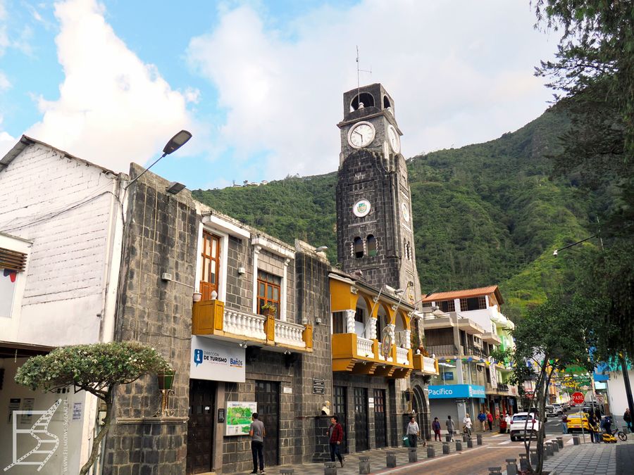 Centrum Baños de Agua Santa miejscami daje radę