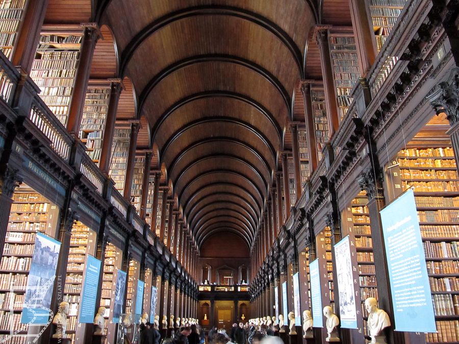 Długi Pokój, Stara Biblioteka w Trinity College, Dublin