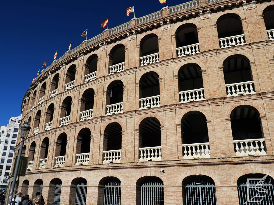 Arena walk byków (Plaça de Bous de València)